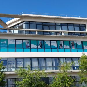 Extérieur du centre de formation DFCF Formations avec salle de cours et équipements pédagogiques