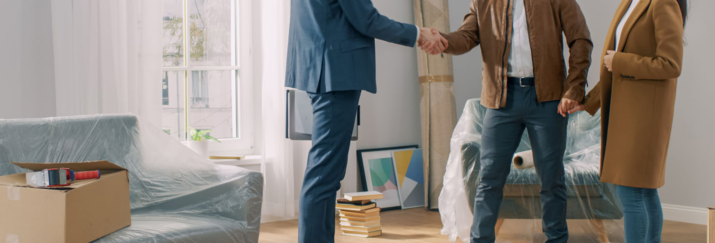 Apprenant mettant en pratique la formation CQP Négociateur Immobilier chez DFCF Formations pour maîtriser la prospection et la gestion commerciale